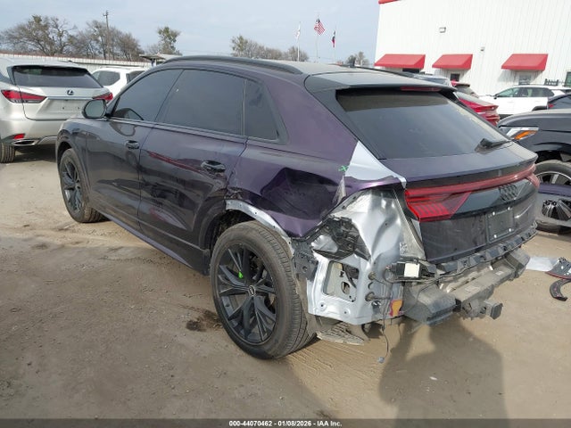 2021 AUDI Q8 WA1AVAF18MD031209 Photo 2
