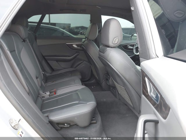 2021 AUDI Q8 WA1AVAF18MD031209 Photo 7