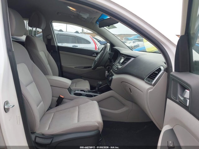 44070512 :رقم المزاد ، KM8J3CA21GU107134 vin ، 2016 Hyundai Tucson Eco مزاد بيع