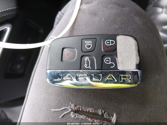 2020 JAGUAR F-PACE SADCZ2EE5LA656877 Photo 10