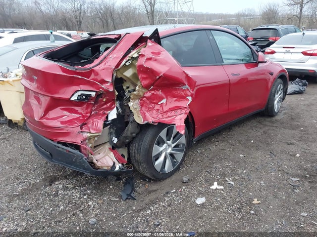 2021 TESLA MODEL Y 5YJYGDEE8MF117956 Photo 3