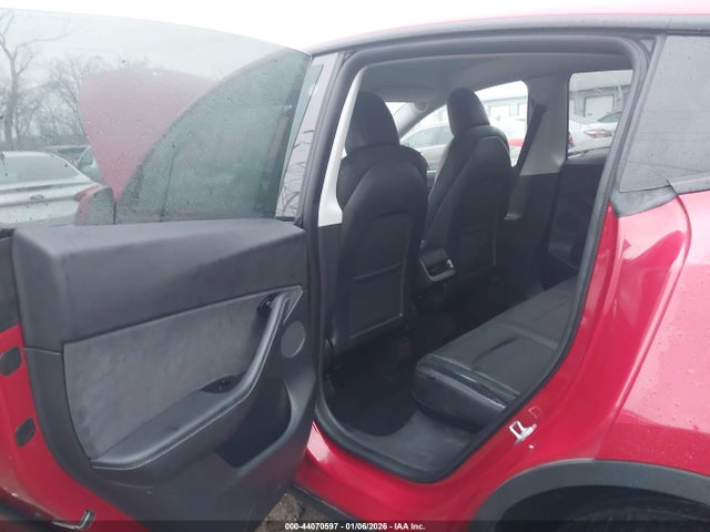 2021 TESLA MODEL Y 5YJYGDEE8MF117956 Photo 7