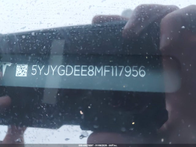 2021 TESLA MODEL Y 5YJYGDEE8MF117956 Photo 8