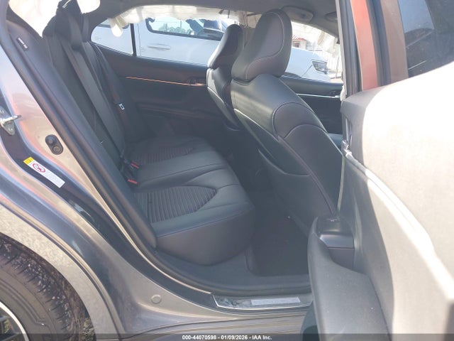 4T1B11HKXJU672834 Toyota CAMRY SE