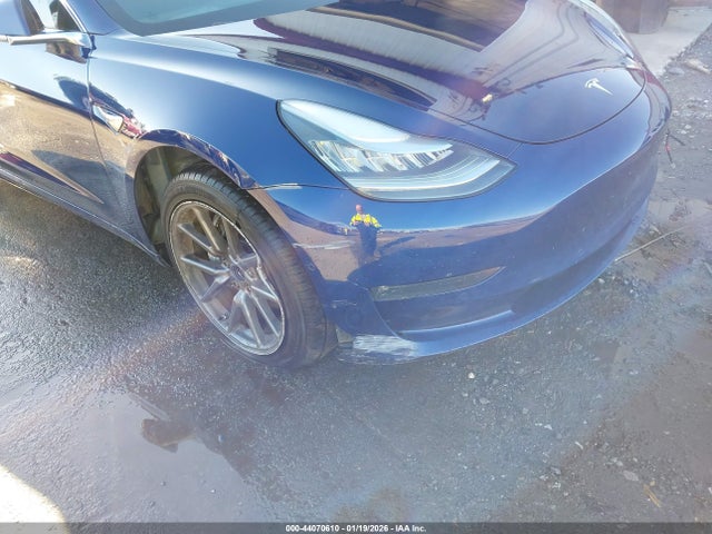 2018 TESLA MODEL 3 5YJ3E1EB3JF090276 Photo 5