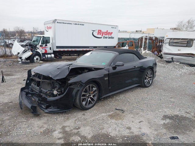 Ford Mustang Gt Premium 2017 1FATP8FF9H5247931 Image 2