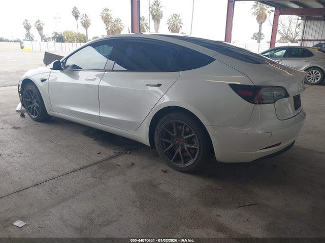 Продажа на аукционе авто 2021 Tesla Model 3 Long Range Dual Motor All-wheel Drive, vin: 5YJ3E1EB7MF044518, номер лота: 44070631