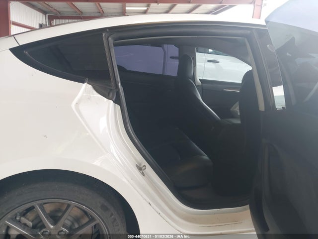 Продажа на аукционе авто 2021 Tesla Model 3 Long Range Dual Motor All-wheel Drive, vin: 5YJ3E1EB7MF044518, номер лота: 44070631