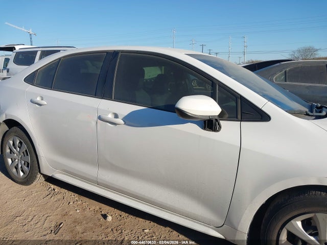 Toyota COROLLA LE 2022 JTDEPMAE0N3014778 Image 14
