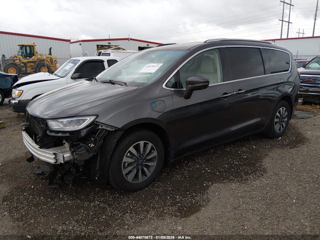 Aukcja sprzedaży 2021 Chrysler Pacifica Hybrid Touring L, vin: 2C4RC1L74MR603087, numer aukcji: 44070672