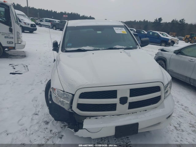 Продаж на аукціоні авто 2019 Ram 1500 Classic Express  4x4 6'4 Box, vin: 1C6RR7FG8KS544738, номер лоту: 44070692