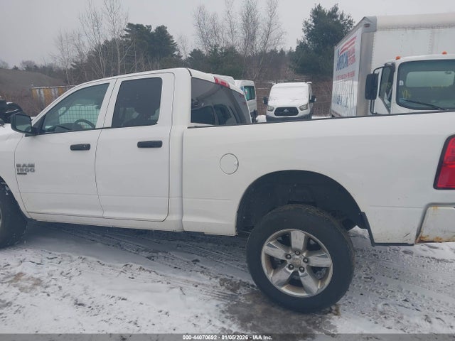 Продаж на аукціоні авто 2019 Ram 1500 Classic Express  4x4 6'4 Box, vin: 1C6RR7FG8KS544738, номер лоту: 44070692
