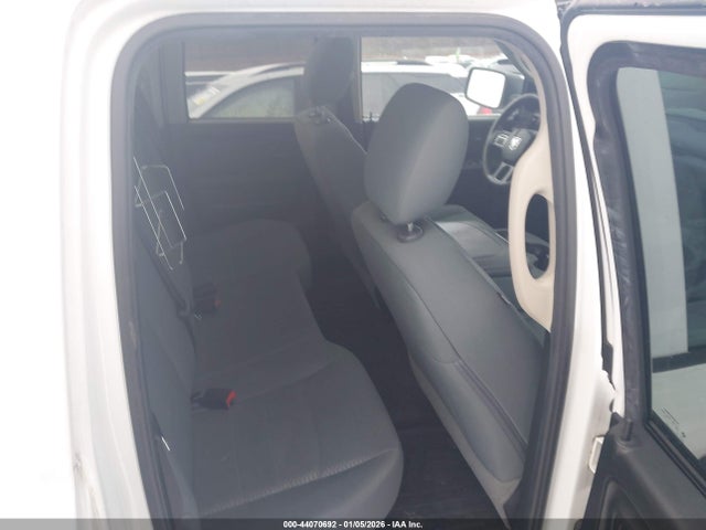 Продаж на аукціоні авто 2019 Ram 1500 Classic Express  4x4 6'4 Box, vin: 1C6RR7FG8KS544738, номер лоту: 44070692