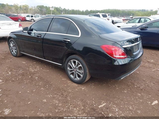 2015 MERCEDES-BENZ C 300 55SWF4KB2FU011301 Photo 2