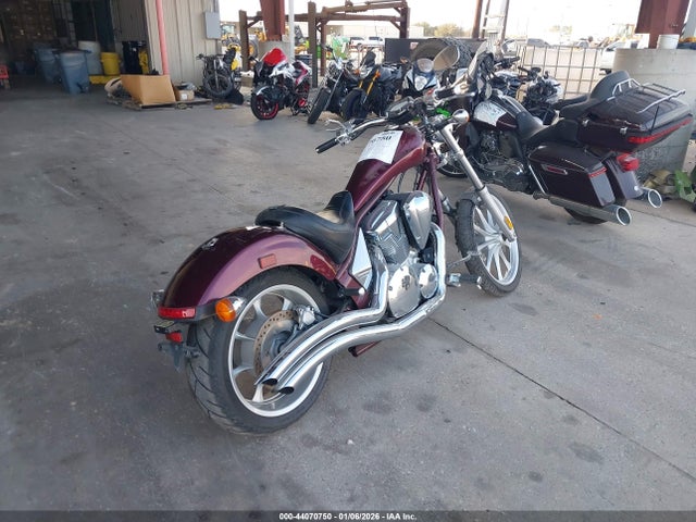 Продажа на аукционе авто 2011 Honda Vt1300 Cx, vin: JH2SC6105BK100627, номер лота: 44070750