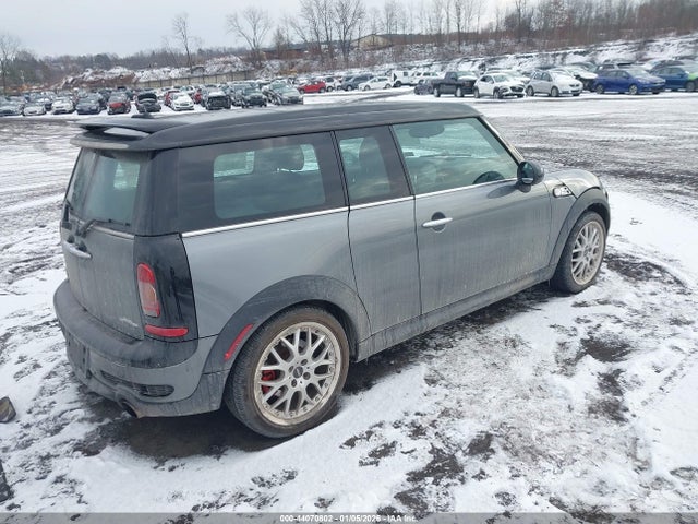 2009 MINI JOHN COOPER WORKS CLUBMAN WMWMM93529TF99383 Photo 3