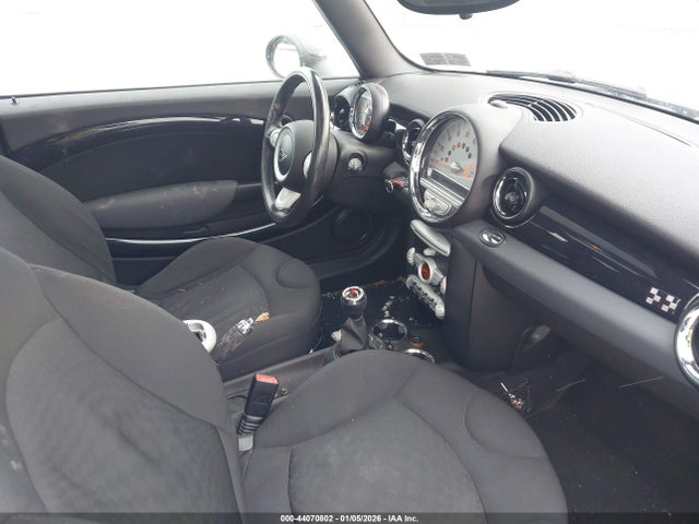 2009 MINI JOHN COOPER WORKS CLUBMAN WMWMM93529TF99383 Photo 4