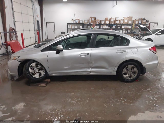 19XFB2F51EE044851 Honda Civic Lx