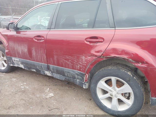 Subaru Outback 2.5i Premium 2014 4S4BRCCC7E1291986 Image 17