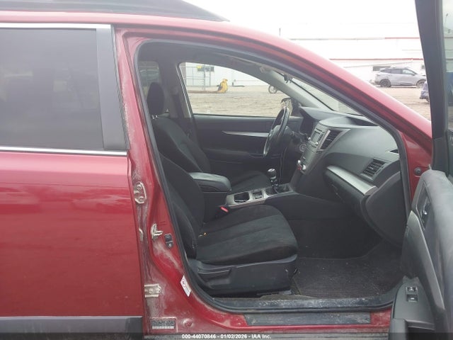 Subaru Outback 2.5i Premium 2014 4S4BRCCC7E1291986 Image 5