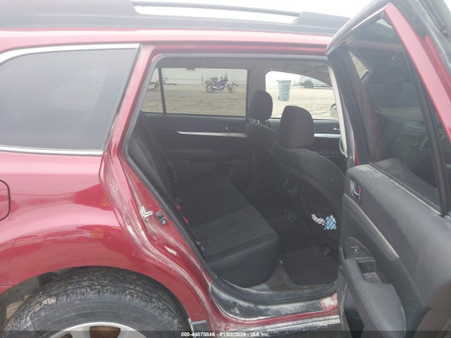 Subaru Outback 2.5i Premium 2014 4S4BRCCC7E1291986 Image 8