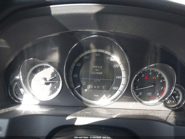 44070864 :رقم المزاد ، WDDKJ5GB2BF087643 vin ، 2011 Mercedes-benz E 350 مزاد بيع