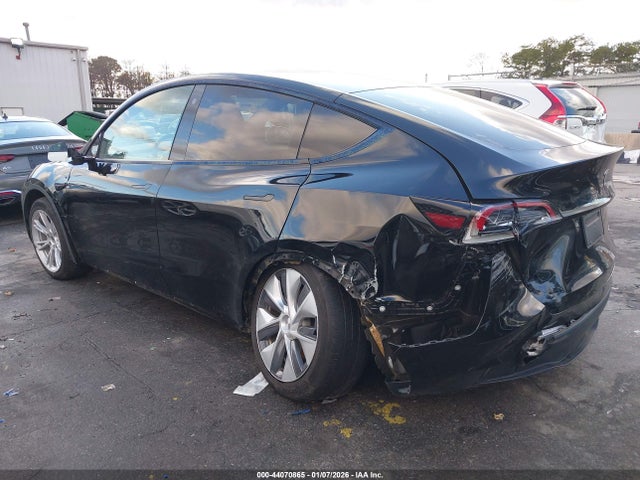 2023 TESLA MODEL Y 7SAYGDEE0PA044022 Photo 5
