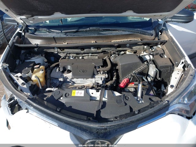 2017 TOYOTA RAV4 JTMZFREV7HJ709271 Photo 9