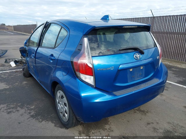 Toyota Prius C Two 2016 JTDKDTB3XG1132516 Image 3
