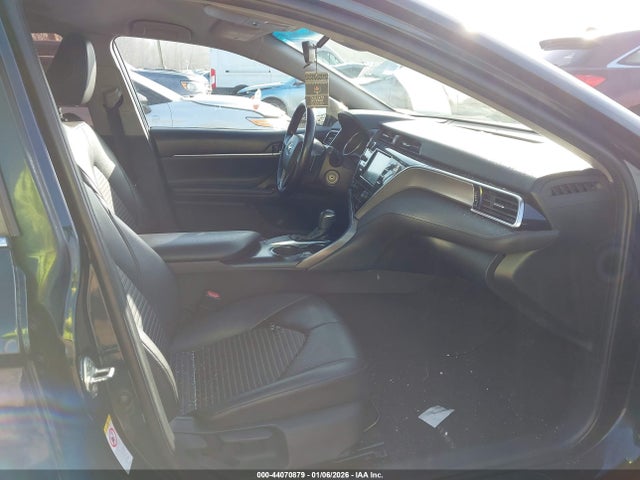 4T1B11HK2JU570475 Toyota CAMRY SE