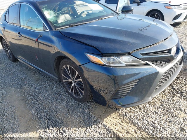 4T1B11HK2JU570475 Toyota CAMRY SE