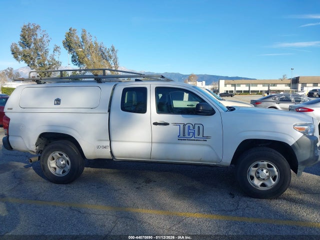 5TFRX5GN5JX109676 Toyota Tacoma Sr