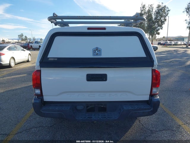 5TFRX5GN5JX109676 Toyota Tacoma Sr