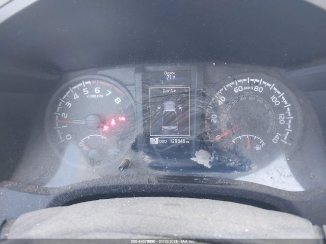 5TFRX5GN5JX109676 Toyota Tacoma Sr