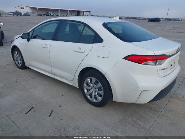 Toyota Corolla Hybrid Le 2024 JTDBCMFE0RJ016121 Image 3
