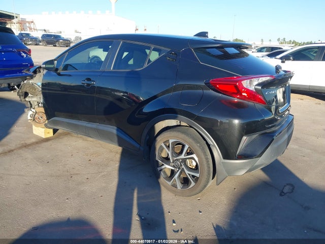 Toyota C-HR XLE 2021 NMTKHMBX3MR139480 Image 3