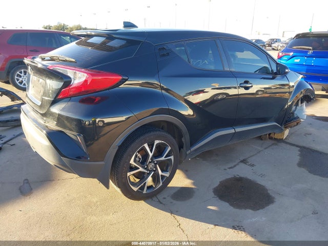 Toyota C-HR XLE 2021 NMTKHMBX3MR139480 Image 4