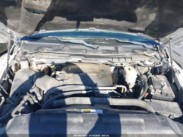 2015 Ram 2500 Tradesman მანქანა იყიდება აუქციონზე, vin: 3C6MR5AJ0FG650969, აუქციონის ნომერი: 44070953