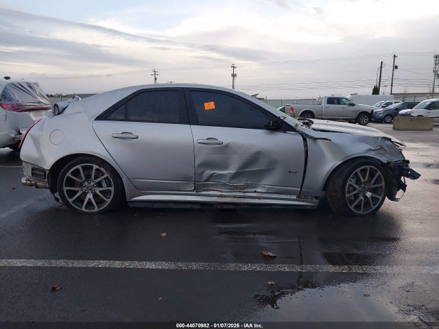 2013 Cadillac Cts-v მანქანა იყიდება აუქციონზე, vin: 1G6DV5EP1D0110229, აუქციონის ნომერი: 44070982