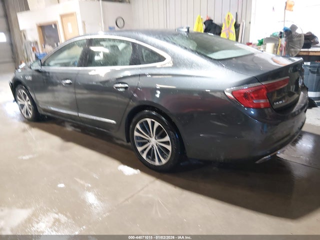 44071015 :رقم المزاد ، 1G4ZP5SS2HU158046 vin ، 2017 Buick Lacrosse Essence مزاد بيع