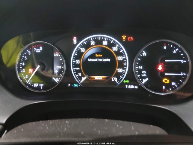 44071015 :رقم المزاد ، 1G4ZP5SS2HU158046 vin ، 2017 Buick Lacrosse Essence مزاد بيع