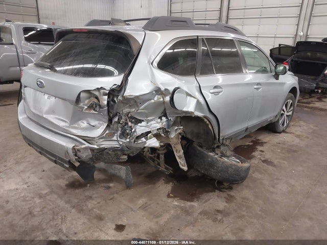 2019 SUBARU OUTBACK 4S4BSANC7K3371536 Photo 3