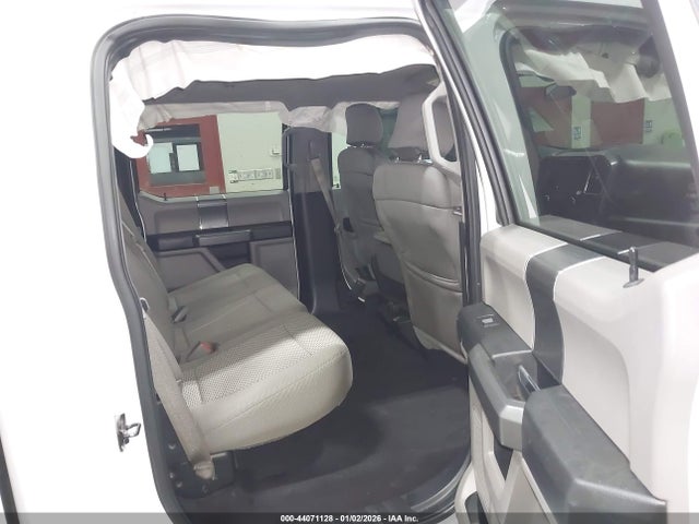 1FTFW1EG9GKE31472 Ford F-150 Xlt