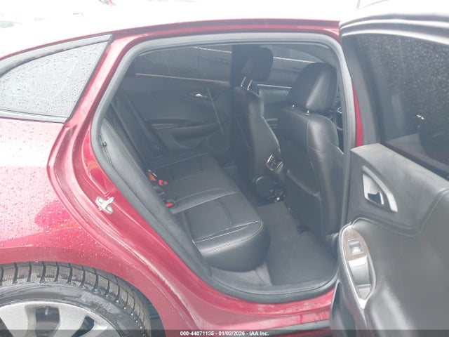 1G1ZH5SX7HF267094 Chevrolet Malibu Premier