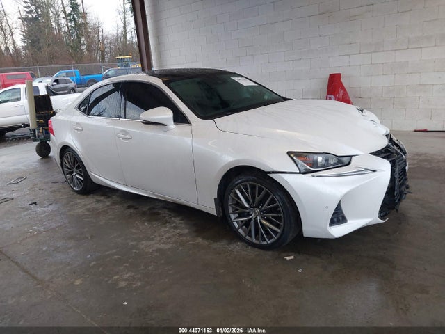 2017 LEXUS IS 200T JTHBA1D22H5039399