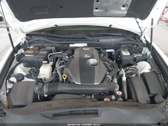 2017 LEXUS IS 200T JTHBA1D22H5039399 Photo 9