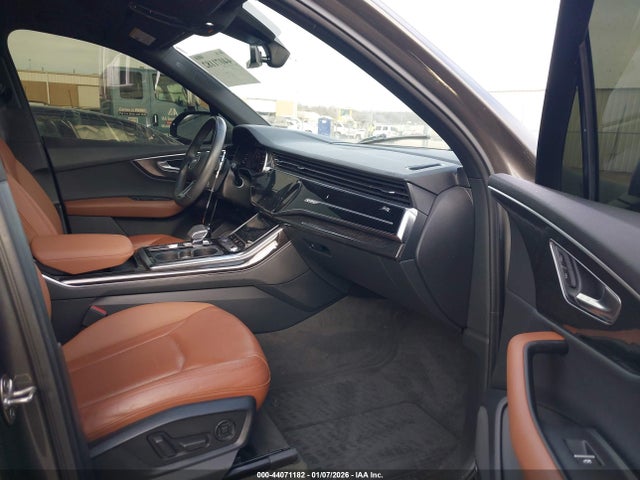 2020 Audi Q7 Prestige 55 Tfsi Quattro Tiptronic მანქანა იყიდება აუქციონზე, vin: WA1VXBF78LD012017, აუქციონის ნომერი: 44071182