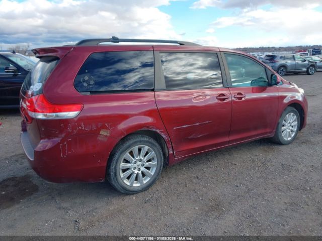 2011 TOYOTA SIENNA 5TDDK3DC9BS003982 Photo 3