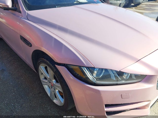 SAJAK4FX4JCP35415 Jaguar Xe 25t Prestige