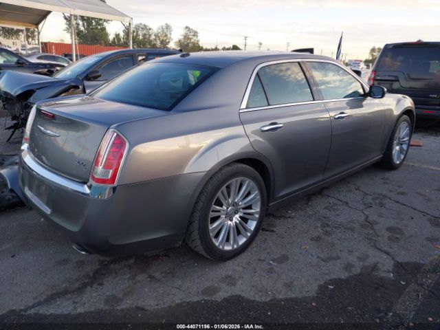 2011 CHRYSLER 300C 2C3CA6CT8BH580863 Photo 3